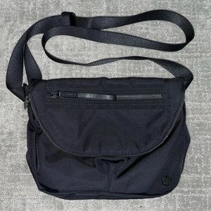 Lululemon Festival Crossbody Bag